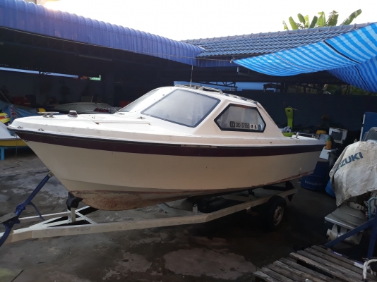 เรือตกปลาYAMAHA SR17  ((เรือเปล่าๆไม่มีเครื่องยนต์))