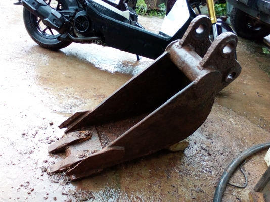 ปุ๋งกี่มือ2   6000 เหล็ก14มม.