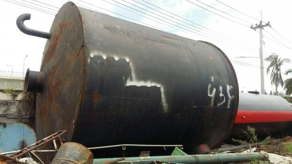 จัดส่งสินค้าทุกวันไม่มีวันหยุดครับ ใกล้ไกลเราไปได้หมด ถังน้ำมันสวยๆ เครื่องมือเครื่องใช้เพิ่มเติม ติดต่อเราได้เลยครับ