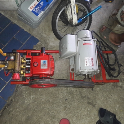 ขาย !! ปั้มฉีดยาพร้อมมอเตอร์.มิตซู.ขนาด2แรง220v.พร้อมใช้