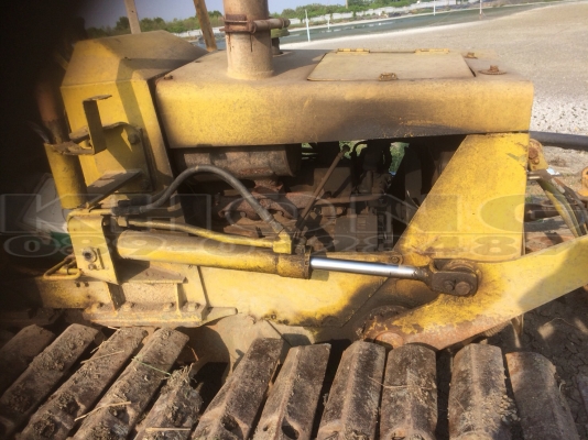 ขายด่วน รถดันดิน d20 รุ่น 5 รถใช้งานได้เลยเพียง 130000 บาท ขายด่วน รถดันดิน d20 รุ่น 5 รถใช้งานได้เลยเพียง 130000 บาท