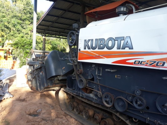 ขายรถเกี่ยวDC-70เล่มทะเบียนพร้อมโอนปี56 เครือ่งเดิมๆเกียเดิมๆรถสวยพร้อม ลุยงาน ขายรถเกี่ยวDC-70เล่มทะเบียนพร้อมโอนปี56 เครือ่งเดิมๆเกียเดิมๆรถสวยพร้อม ลุยงาน