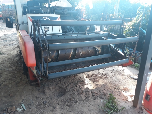 ขายรถเกี่ยวDC-70เล่มทะเบียนพร้อมโอนปี56 เครือ่งเดิมๆเกียเดิมๆรถสวยพร้อม ลุยงาน ขายรถเกี่ยวDC-70เล่มทะเบียนพร้อมโอนปี56 เครือ่งเดิมๆเกียเดิมๆรถสวยพร้อม ลุยงาน