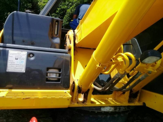 ขายรถแบคโฮ SUMITOMO SH210-5 ไมล์ 3700 ชม.เอกสารแจ้งจำหน่าย ราคา 2250000