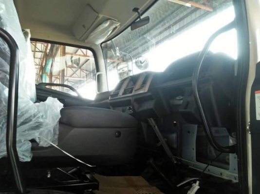 หัวเก๋ง Hinoรุ่นเมก้าfc9j ถอดบัส