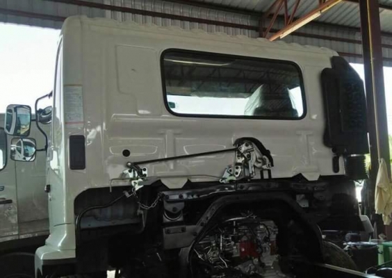 หัวเก๋ง Hinoรุ่นเมก้าfc9j ถอดบัส