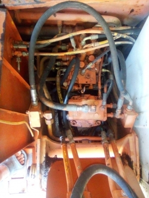 รถแบคโฮ ยี่ห้อ ฮิตาชิEX60..1 คอนโทนน้ำมันนี้แหละตัวอึดเก่าญีปุ่นระยะใช้งานปีกว่าๆ  เอกสารอินวอยซ์