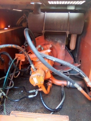 รถแบคโฮ ยี่ห้อ ฮิตาชิEX60..1 คอนโทนน้ำมันนี้แหละตัวอึดเก่าญีปุ่นระยะใช้งานปีกว่าๆ  เอกสารอินวอยซ์