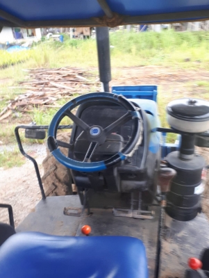 ขายรถไถ นิวฮอนแลน ts90 สีสวย รถสวยพร้อมใช้งาน พร้อมหาง7 ขายรถไถ นิวฮอนแลน ts90 สีสวย รถสวยพร้อมใช้งาน พร้อมหาง7