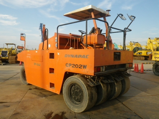 ถึงไทยเร็วๆนี้ DYNAPAC CP202 จากญี่ปุ่น ราคาดีมากๆ สภาพสวยๆ 092-929-9942 ธีรเทพ ถึงไทยเร็วๆนี้ DYNAPAC CP202 จากญี่ปุ่น ราคาดีมากๆ สภาพสวยๆ 092-929-9942 ธีรเทพ