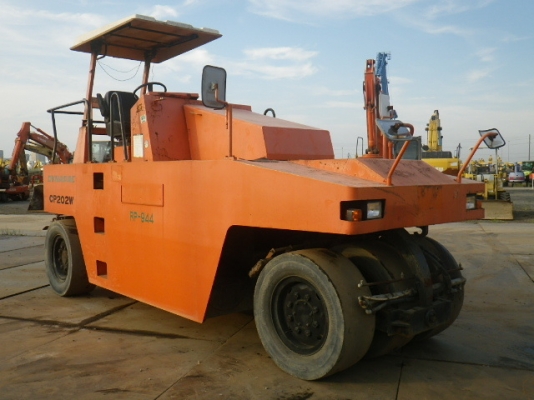 ถึงไทยเร็วๆนี้ DYNAPAC CP202 จากญี่ปุ่น ราคาดีมากๆ สภาพสวยๆ 092-929-9942 ธีรเทพ ถึงไทยเร็วๆนี้ DYNAPAC CP202 จากญี่ปุ่น ราคาดีมากๆ สภาพสวยๆ 092-929-9942 ธีรเทพ