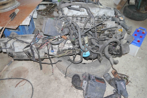 ขายเครื่อง Nissan RD 28 รุ่นสุดท้ายปี 2009ระบบไฟฟ้ามาทั้งชุด