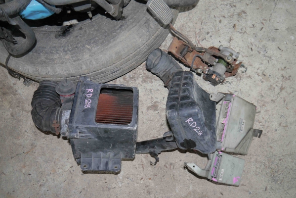 ขายเครื่อง Nissan RD 28 รุ่นสุดท้ายปี 2009ระบบไฟฟ้ามาทั้งชุด