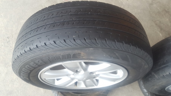 ขายล้อISUZU All New16 ยาง215/65/16 ปี 16  4 ล้อ