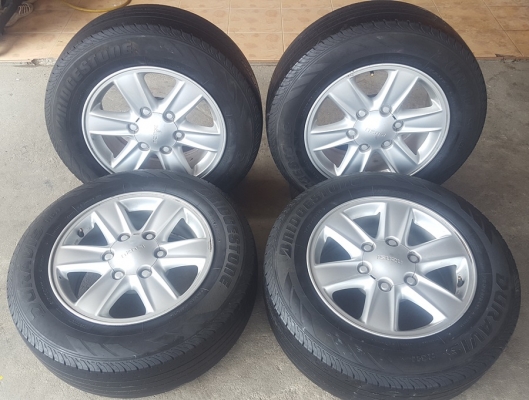 ขายล้อISUZU All New16 ยาง215/65/16 ปี 16  4 ล้อ