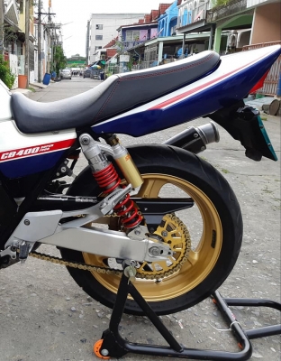 ขาย cb 400 vtec 2 ปี 2003 ทะเบียนแท้โอนขนส่ง