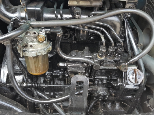 รถแบคโฮ KOBELCO SK027 รถเก่านอกนำเข้า ยังไม่เคยใช้งานในไทย เทียบเท่า PC30 มีไลน์หัวกระแทก เครื่องดี ปั๊มดี รถสภาพดี พร้อมใช้งาน (ต้องการติดแอร์เพิ่ม 12,000) มีเอกสารใบอินวอยซ์ มี VDO การทำงานให้ชม