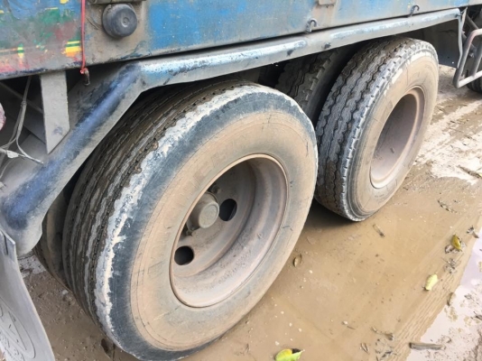 ลูกพ่วงเหล็กไม่ดัมพ์ ปี 50 ปี 51 มี 4 ลูก สามเพลาแท้ ยาว 6.80 เมตร/3 ลูก - 7 เมตร/1 ลูก ทะเบียนพร้อม