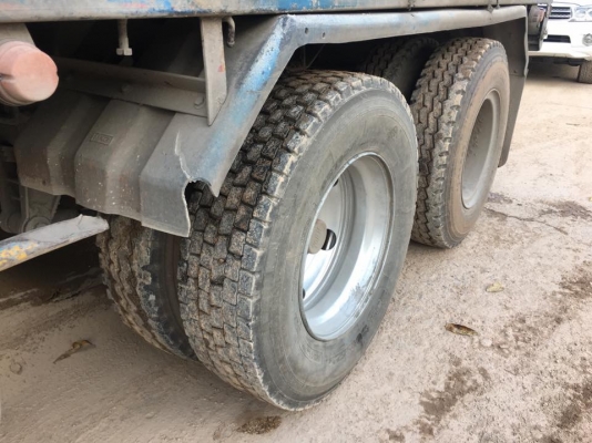 ลูกพ่วงเหล็กไม่ดัมพ์ ปี 50 ปี 51 มี 4 ลูก สามเพลาแท้ ยาว 6.80 เมตร/3 ลูก - 7 เมตร/1 ลูก ทะเบียนพร้อม