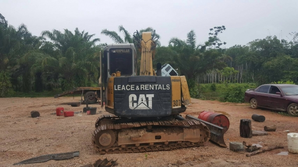 ขายรถแบคโฮ CAT 307 ขนาด 60 ราคา 200000 ขายรถแบคโฮ CAT 307 ขนาด 60 ราคา 200000