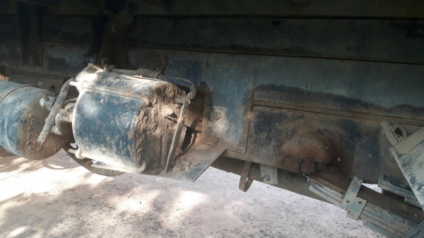 ISUZU KS 22 - 115 HP 4BD1 หกล้อดั๊มพ์ เอกสารทะเบียนชุดโอนครบ หัวเก๋งอย่างสวยภายในคอนโซลสวยครบ พวงมาล