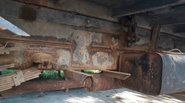 ISUZU KS 22 - 115 HP 4BD1 หกล้อดั๊มพ์ เอกสารทะเบียนชุดโอนครบ หัวเก๋งอย่างสวยภายในคอนโซลสวยครบ พวงมาล