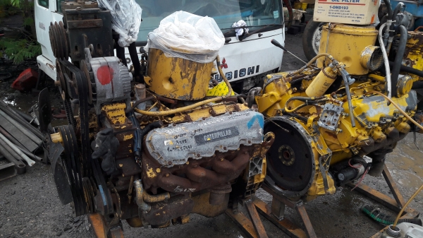 ขายเครื่อง CAT 3208 (V8) เก่านอกนำเข้า มี 2 เครื่องให้เลือก โทร 084-5424150 ขายเครื่อง CAT 3208 (V8) เก่านอกนำเข้า มี 2 เครื่องให้เลือก โทร 084-5424150