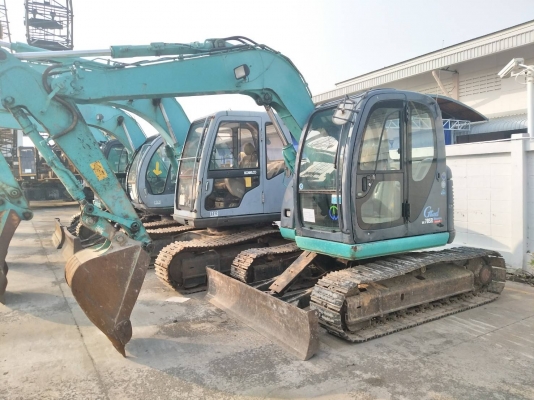 7ตัน Kobelco SK70SR-1ES ปี2006 สภาพเดิมๆ เครื่อง ปั้ม เอว ช่วงล่างสภาพดี 092-929-9942 ธีรเทพ