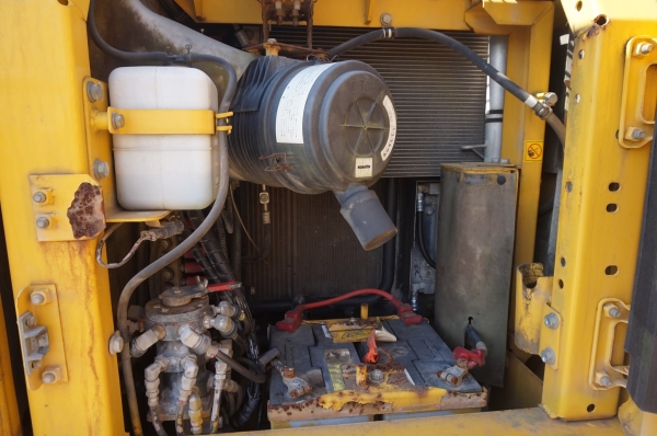 ขายแบคโฮ KOMATSU PC120-8 (มีลายแย๊ก) นำเข้าจากญี่ปุ่น สภาพดี