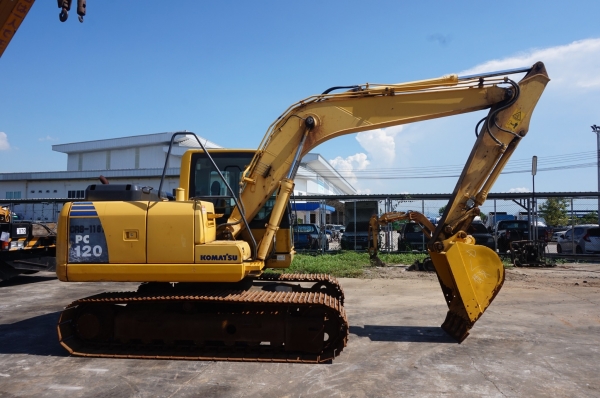 ขายแบคโฮ KOMATSU PC120-8 (มีลายแย๊ก) นำเข้าจากญี่ปุ่น สภาพดี