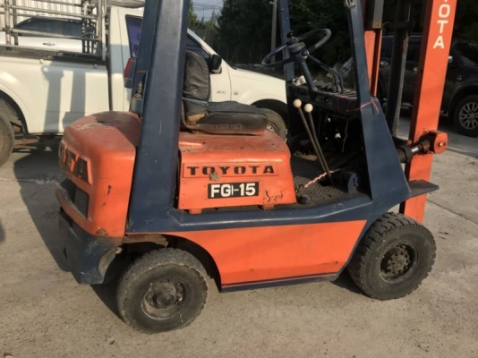 โฟล์คลิฟท์ TOYOTA