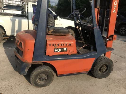 โฟล์คลิฟท์ TOYOTA