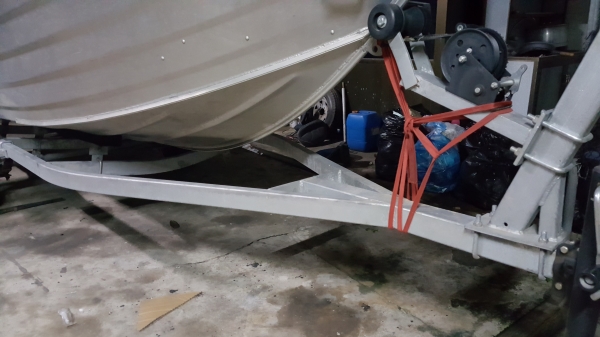 ขายเรืออลู14.6ftเครื่อง60hp.พร้อมเทเลอร์ชุบกาวาไนท์.อุปกรณ์ครบราคาถูกๆ