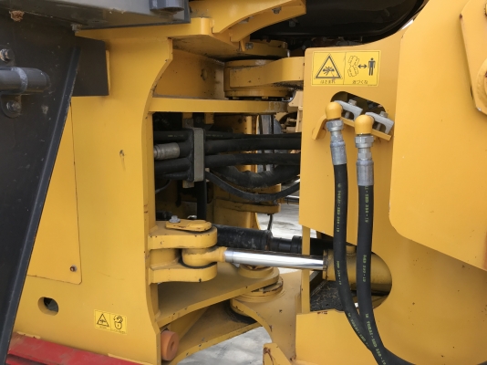 รถตัก Hitachi / TCM รุ่น ZW310-A ปี 2012 ใช้งานน้อย ๆ นำเข้าจากญี่ปุ่น