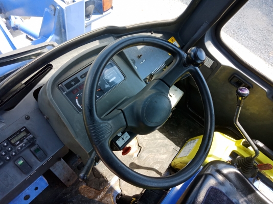 รถญี่ปุ่นเกรดA ขายถูก FURUKAWA FL302-3 ตัก 0.7คิว นำเข้าจากญี่ปุ่น โทร.090-986-2521 อ๊อบ