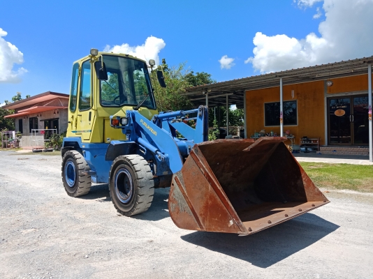 รถญี่ปุ่นเกรดA ขายถูก FURUKAWA FL302-3 ตัก 0.7คิว นำเข้าจากญี่ปุ่น โทร.090-986-2521 อ๊อบ