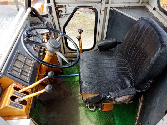 รถญี่ปุ่นเกรดA ขายถูก KOMATSU 510 กรองเดี่ยว ซีเรียลสูง นำเข้าจากญี่ปุ่น โทร.090-986-2521 อ๊อบ