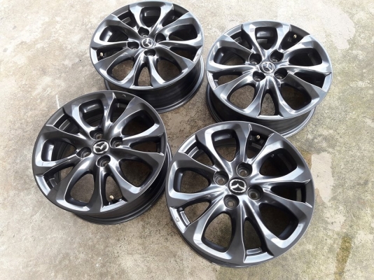 ขายล้อแม็กป้ายแดง mazda 2 15"