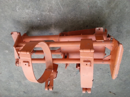 ขายที่วางถังแก๊สรถยก ลดเหลือ 2900 บาท