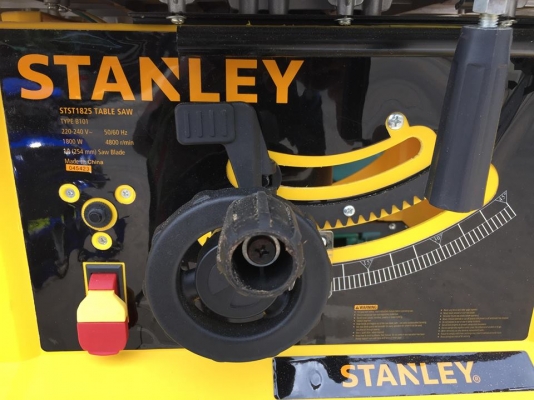 ขายโต๊ะเลื่อยวงเดือน 10นิ้ว STANLEY มือสอง สภาพสวยๆ