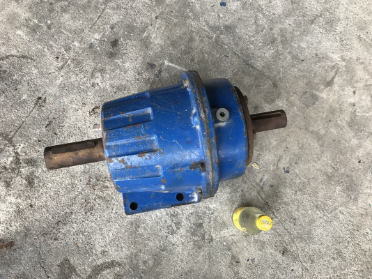 ขายหัวเกียร์ทดรอบ Motovario made in Italy อัตราทด 1:30 สภาพดีเดิมๆ หมุนนิ่ม พร้อมใช้งาน ขายหัวเกียร์ทดรอบ Motovario made in Italy อัตราทด 1:30 สภาพดีเดิมๆ หมุนนิ่ม พร้อมใช้งาน