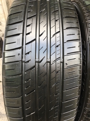 ยาง FALKEN 245-45-20 ปี 16 ดอกยางเต็มๆทุกเส้น มีตุ่มลาง