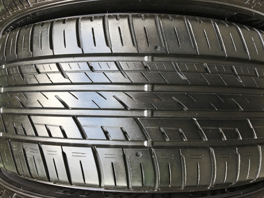 ยาง FALKEN 245-45-20 ปี 16 ดอกยางเต็มๆทุกเส้น มีตุ่มลาง