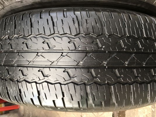 ล้อแม็ก Toyota Fortuner BMC ขอบ 17 พร้อมยาง 265-65-17 Bridgestone ปี 15 แม็กเดิม สภาพดี