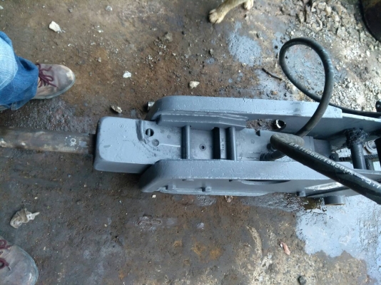 หัวกระแทก TOKU ใส่ PC30-40 ของเก่านอกพึ่งนำเข้าใหม่ สภาพดี รับประกันความแรง พร้อมใช้งาน มี VDO การทำงานให้ชม