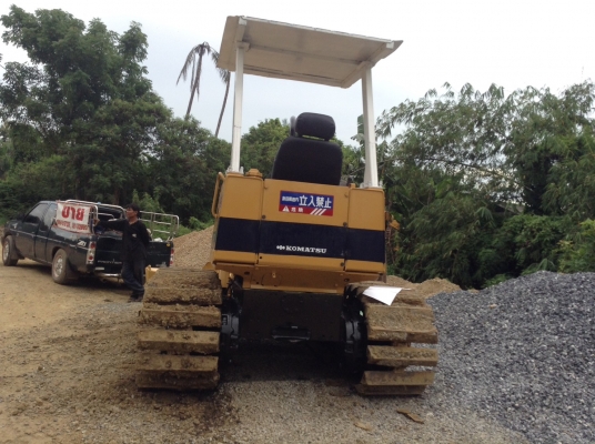 KOMATSU D2P-6  - สไลด์ 6 ทิศทาง