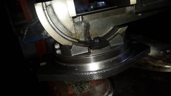 ปากาองศา 6" มือสอง สภาพใหม่ 7000 บาท 0814583376 เอก ปทุม ปากาองศา 6" มือสอง สภาพใหม่ 7000 บาท 0814583376 เอก ปทุม