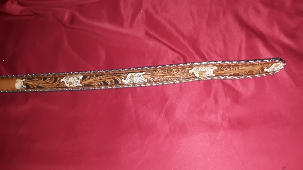 ขายเข็มขัดTONY LAMA MADE IN USA.ขนาดยาว37&quot; กว้าง1 1/2&quot;