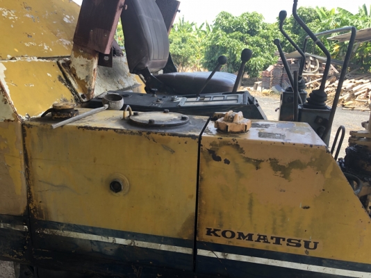 komatsu p30