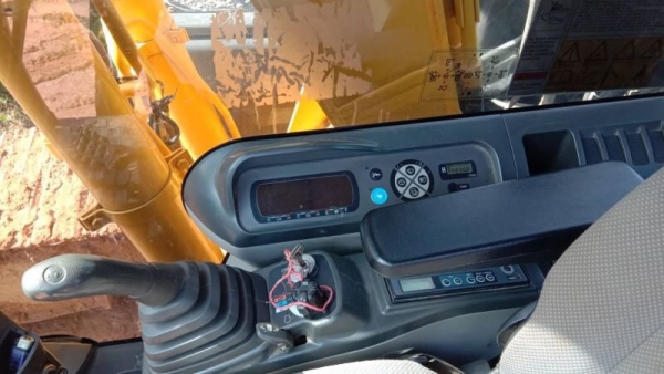 ขายด่วน!! Sumitomo sh130-5 ไมล์ ชม. 5,000 สภาพสวยมากๆค่ะ